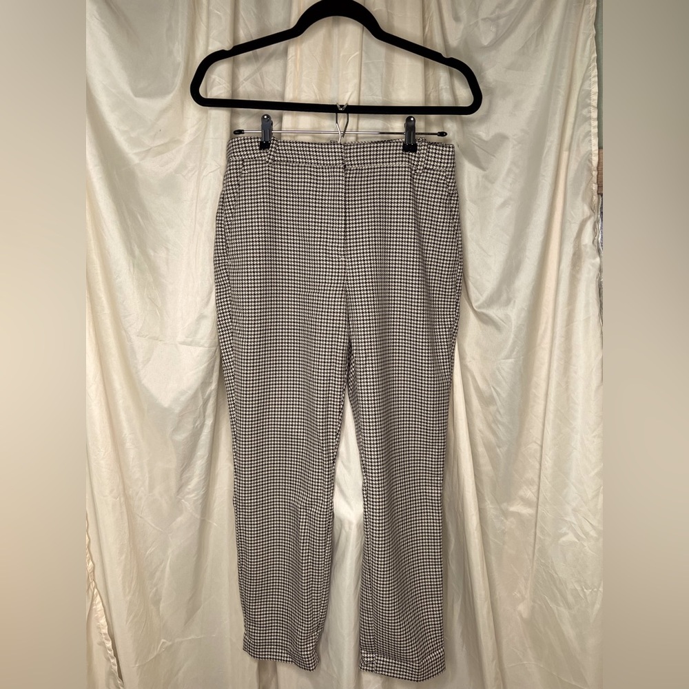 Houndstooth black and gray H&M slacks